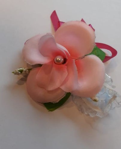 [A-022343] Polscorsage Zijden Roze bandje van elastisch Kant klaar